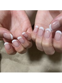 シンプル！白フレンチネイル！