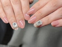 スワローネイルアイ(swallow nail eye)/ちゅるんとドットネイル