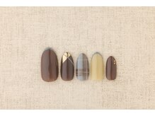 ヴァンネイル(VINGT NAIL nail&eye beauty)/秋のブラウンチェックネイル