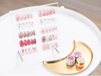 セレン グロウ(Selene Glow)の写真/仕事上派手なネイルができない方やネイル初心者の方にオススメ!【初回オフ無料☆美爪シンプルネイル¥5500】