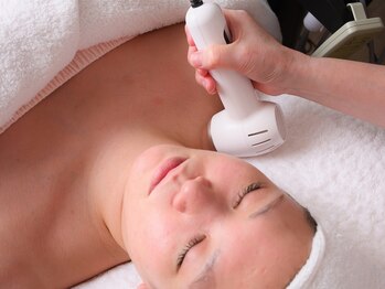 メナードフェイシャルサロン 春日町店/