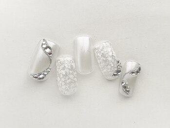 ヴィエント ネイル アイラッシュ サロン(Viento Nail Eyelash Salon)/スノーラインビジュー初回¥7800