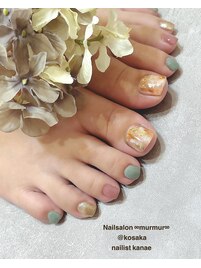 金箔ニュアンスネイル