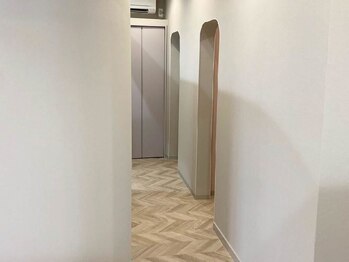 フィズアイビューティー 岡崎竜美ヶ丘店(fiz eye beauty)/店内雰囲気