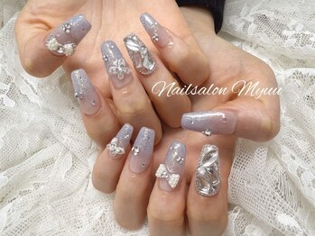 ネイルサロン ミュウ 池袋店(nailsalon Myuu)の写真/こだわり派も納得のオーダーメイドネイルを楽しめるサロン!丁寧なカウンセリングで、美しいデザインに★