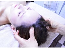 博多美鍼の雰囲気（ドライヘッドスパで頭のむくみをとって小顔の相乗効果★）