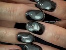 個性派ニュアンスネイル