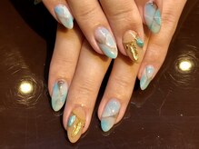 レミア 関内(REMIA)/８月　天然石ネイル