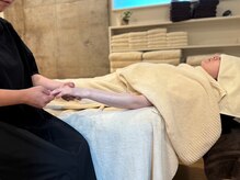 フリーサロントイロ リラクゼーションソルイチマルゴーヨン(free salon toiro)の雰囲気（酷使してても忘れがちな手もしっかり労わりましょう＊）