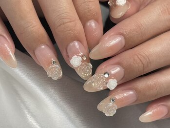 リー(Lii)の写真/きゅん♪とする可愛いネイルを*《長さだし◇持ち込み・つけ放題OK》強度ある長さだしで持続性も抜群◎