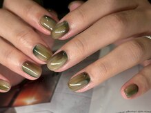 アース ネイルアンドアイラッシュ 甲府昭和店(HAIR & MAKE EARTH Nail&Eyelash)/カーキニュアンス　￥12500