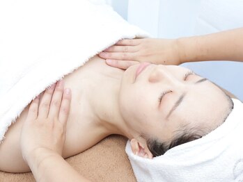メナードフェイシャルサロン 本山南の写真/【肌質改善×オールハンドの筋膜リリース】美肌・リフトアップ効果・小顔効果等のお悩みをトータルケア！