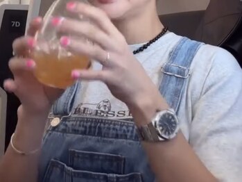 エル(ELU)/neon pink cheek