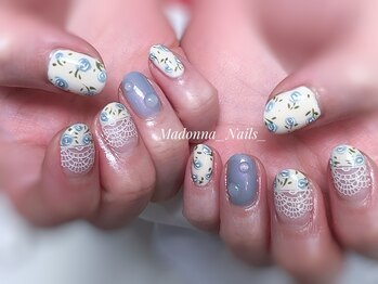 マドンナ ネイル(Madonna Nails)/