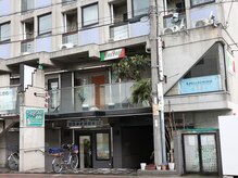 フルールラッシュ(Fleur Lash)/JR塚口駅西口を背にして左斜め前