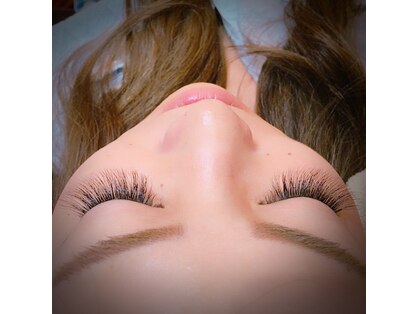 ラッシュズ バイ ルル(Lashes by Lulu)の写真