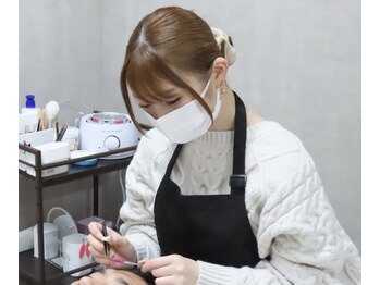 メメ サッポロ(me_me sapporo)/WAX後毛抜きとカットでお仕上げ