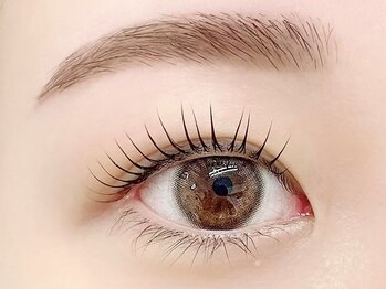リール アイプラスビューティー(Rire eye + beauty)の写真/当店人気Ｎｏ.1☆アイブロウ＆まつ毛はパリジェンヌｏｒメーテルから選べる!setメニューで定期メンテも◎