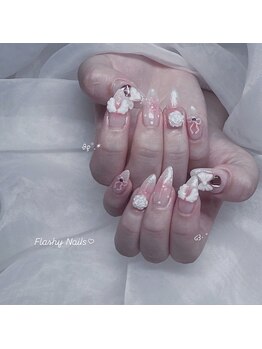 フラッシーネイルズ(Flashy Nails)/yui担当ジェルパーツ付け放題♪