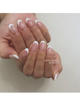 王道フレンチネイル