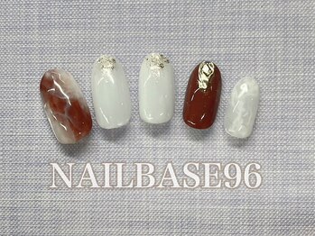 乳白ブラウンニュアンス