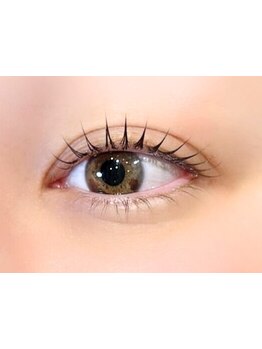 ナチュラル上品な目元にしたい