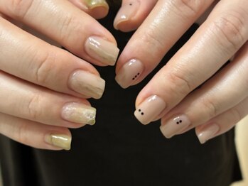 クレイ(clay.)/ニュアンスネイル