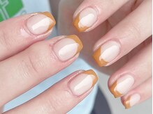 フレンチネイル　¥8,000