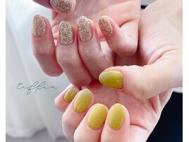 ～アシメピスタチオネイル～