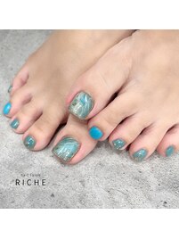 ブルーのニュアンスネイル