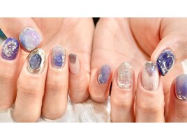 個性派ニュアンスネイル