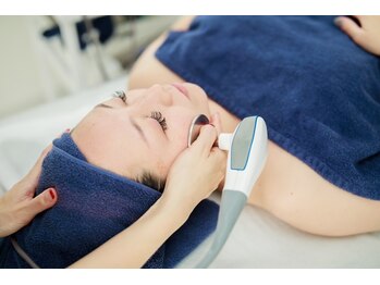 トレス(Tres)/INDIBAフェイシャル