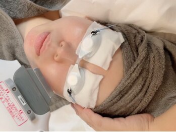 アリィ エステティック(allie esthetic)/【光フェイシャル】