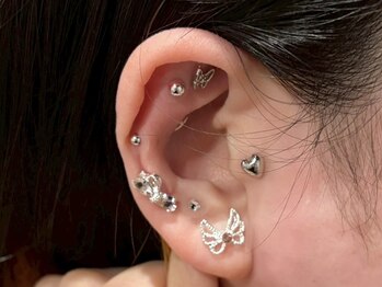 クラウン 心斎橋店(CROWN)/耳ツボジュエリー