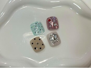 クプ アイラッシュプラス(qup)/【フットネイル】親指アート