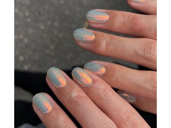 アモ(amo.)/オーロラネイル