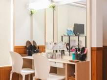 メナード 西区清里町店の雰囲気（お化粧して帰れます！）