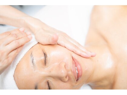 ポーラ エステサロン 湯島駅前店(POLA)の写真