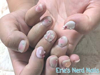 エリーズナードネイルズ(Erie’s Nerd Nails)/キャラお顔ネイル★
