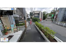 セレブレイル(CELEBRAIL)/道案内二股の分かれ道を左に進み