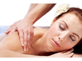 リラクゼーション整体サロン シルキー(SILKY)/身体に優しいオイルでほぐします