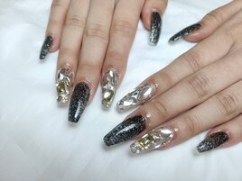 #4本埋め尽くしネイル