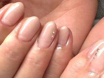 スピードネイル アンド アイ 宮交シティ店の写真/肌なじみが良い色使いで指先を上品に♪お気に入りネイルを見つけて!【ワンカラー/グラデ￥4950】