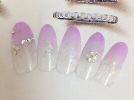 キラキラグラデーションネイル