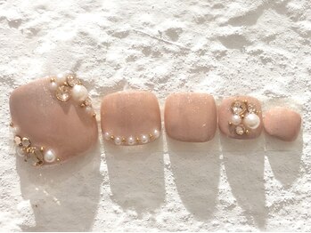 ムーネイル(mou nail)/キラキラパールでお上品春ネイル