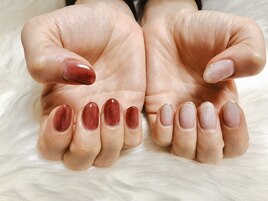 シンプル大人ちぐはぐネイル