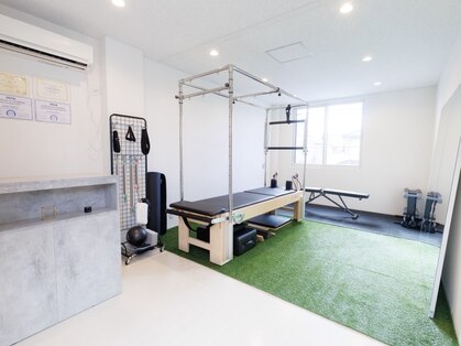 Atelier Ease【整体×ピラティス×筋トレ】の写真