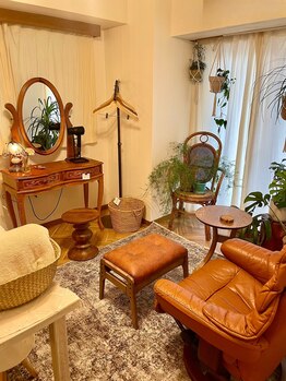 小鳥の森 中目黒の写真/一組ずつ貸切の半個室サロンです。他のお客様と会うことなくゆったりとした時間を過ごすことができます。