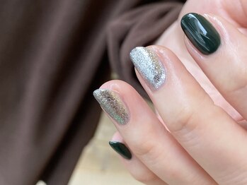 アンティム ネイル(INTIME nail)/深めgreen×silver