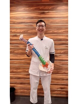 瓢箪山駅前整骨院/ゆがみ整体